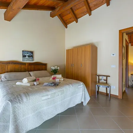 Сasa de vacaciones Casa Baroni Few Min From Orta - Happy