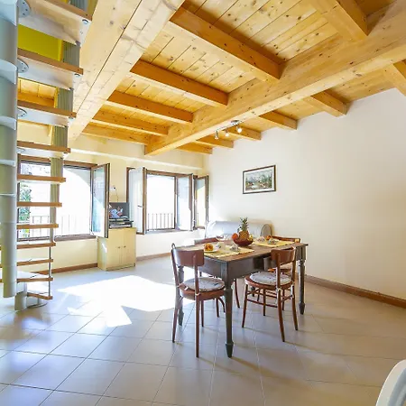 Holiday home Historic Casa Baroni Near Orta - Happy Madonna Del Sasso