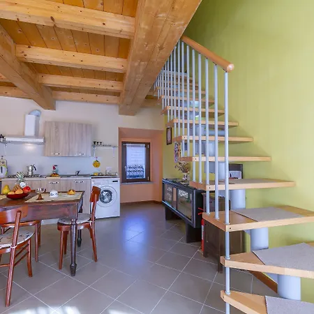 Holiday home Historic Casa Baroni Near Orta - Happy