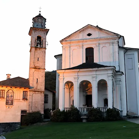Holiday home Historic Casa Baroni Near Orta - Happy *